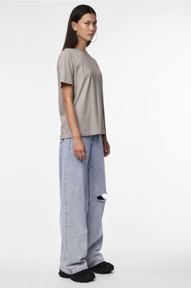 PCRIA SS SOLID TEE JRS NOOS BC 17140802 Silver Gray